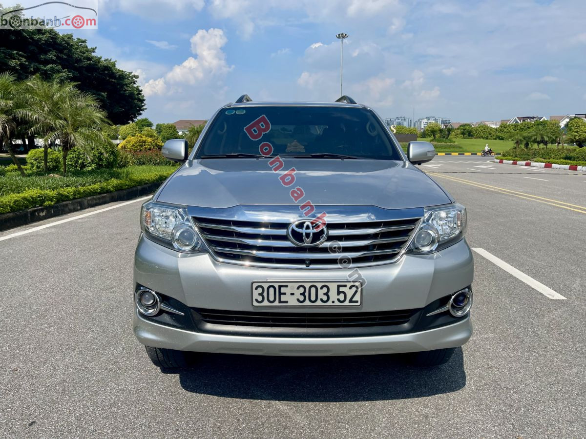 Toyota Fortuner 2.7V 4X2 AT