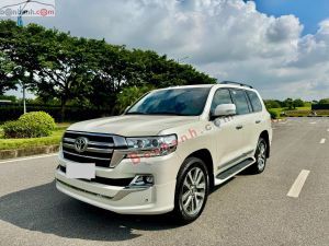 Xe Toyota Land Cruiser VX 4.6 V8 2019