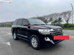 Xe Toyota Land Cruiser 4.6 V8 2020