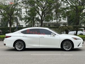 Xe Lexus ES 250 2021