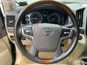 Xe Toyota Land Cruiser VX 4.6 V8 2016