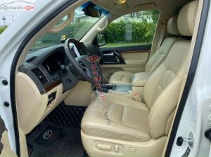 Xe Toyota Land Cruiser VX 4.6 V8 2016