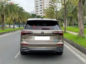 Xe Volkswagen Viloran Luxury 2023
