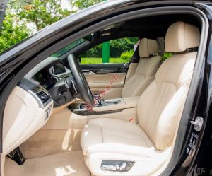 Xe BMW 7 Series 730Li M Sport 2020