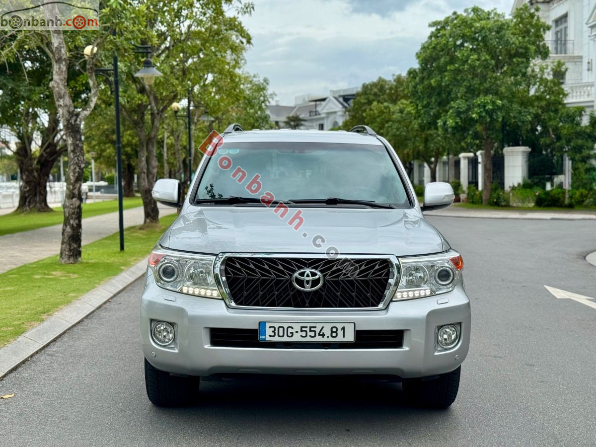Toyota Land Cruiser VX 4.6 V8 2014
