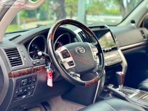 Xe Toyota Land Cruiser VX 4.6 V8 2014