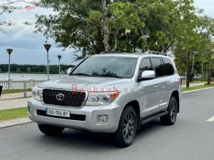 Xe Toyota Land Cruiser VX 4.6 V8 2014