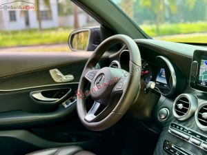 Xe Mercedes Benz GLC 300 4Matic 2017