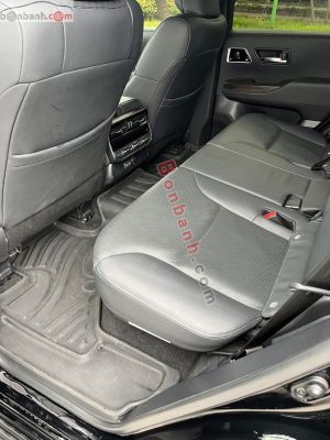 Xe Toyota Land Cruiser 3.5 V6 2021