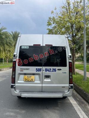 Xe Ford Transit Tiêu chuẩn 2022