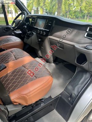 Xe Ford Transit Tiêu chuẩn 2022