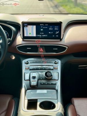 Xe Hyundai SantaFe Cao cấp 2.5L HTRAC 2022