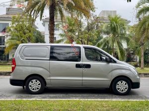 Xe Hyundai Grand Starex Van 2.5 MT 2015