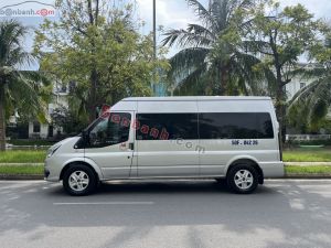 Xe Ford Transit Tiêu chuẩn 2022