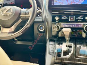 Xe Lexus LM 350 2023