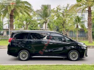 Xe Lexus LM 350 2023