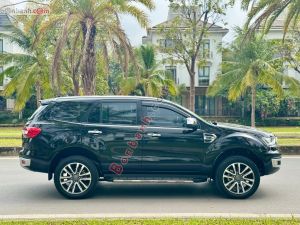 Xe Ford Everest Titanium 2.0L 4x2 AT 2019