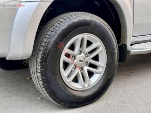 Xe Ford Everest 2.6L 4x4 MT 2011