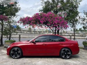 Xe BMW 3 Series 320i 2012