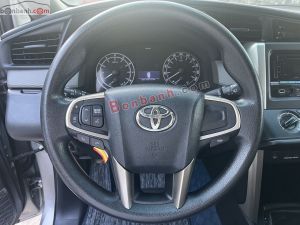Xe Toyota Innova 2.0E 2016