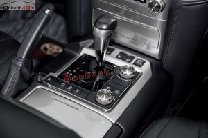 Xe Toyota Land Cruiser 4.6 V8 2020