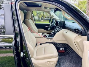 Xe Toyota Land Cruiser 3.5 V6 2024