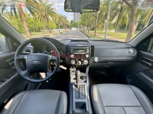 Xe Ford Everest 2.5L 4x2 AT 2014