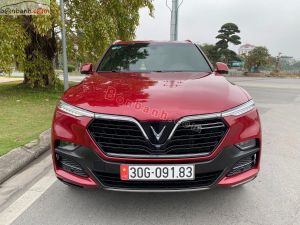 VinFast Lux SA 2.0 Premium 2.0 AT